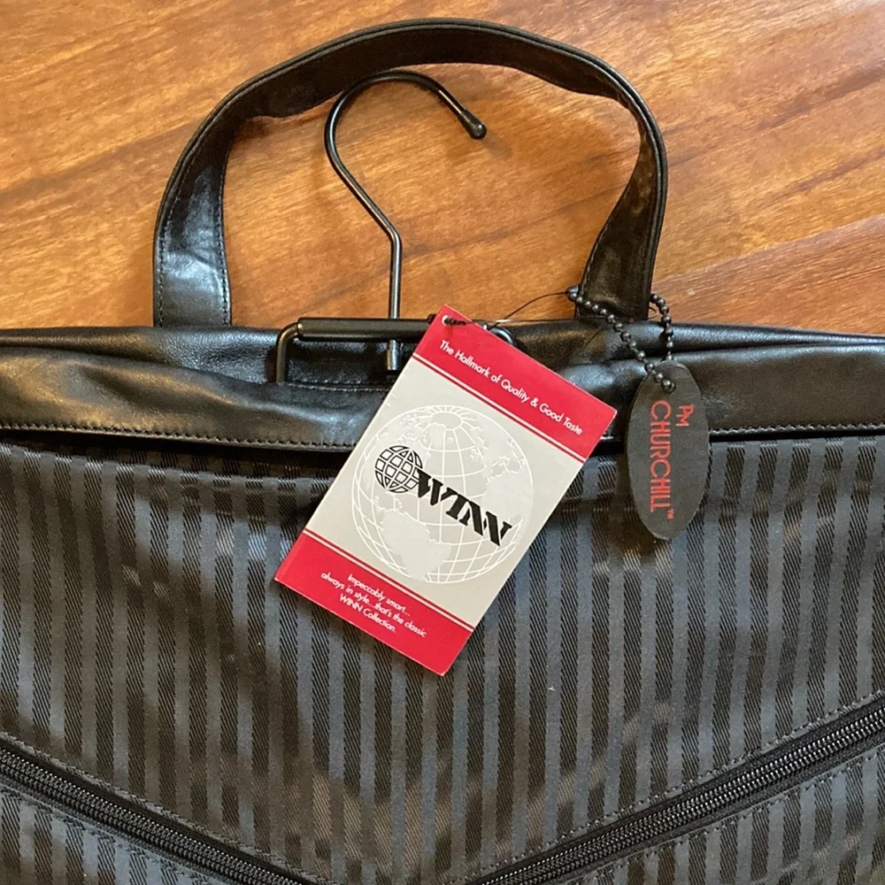 WINN International Garment Bag